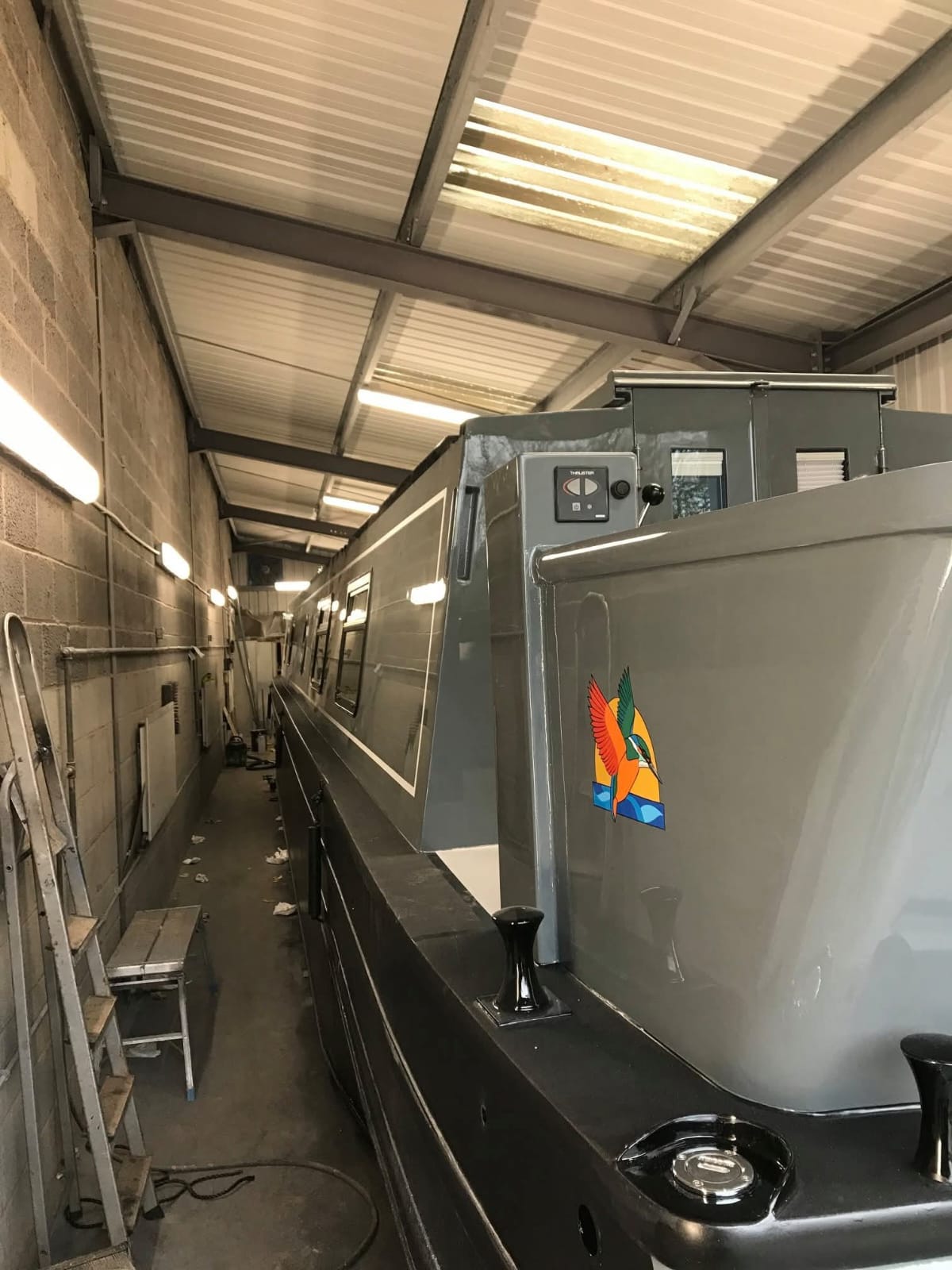 Completed Narrowboat Exterior and Paintwork by Midway Boats Group.