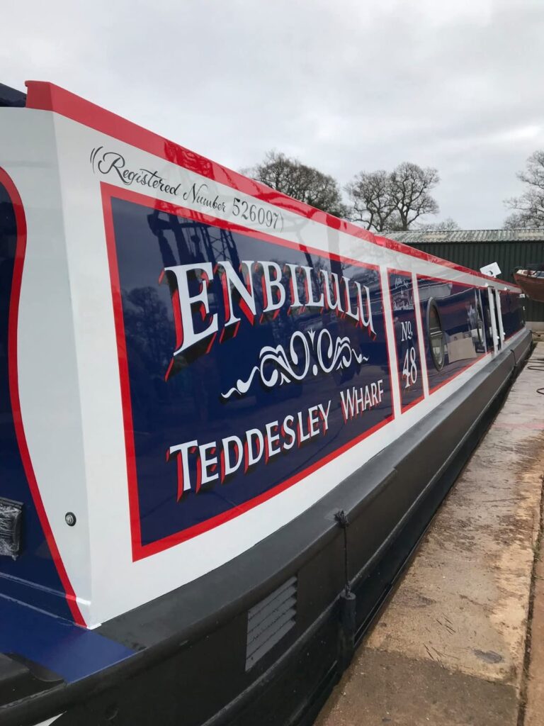 Completed Narrowboat Exterior and Paintwork by Midway Boats Group.