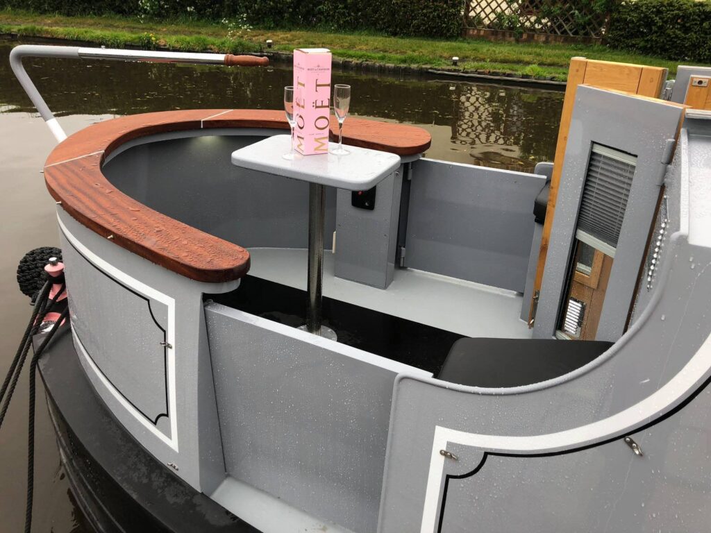 Narrowboat Bow Deck and Exterior Detail by Midway Boats Group.