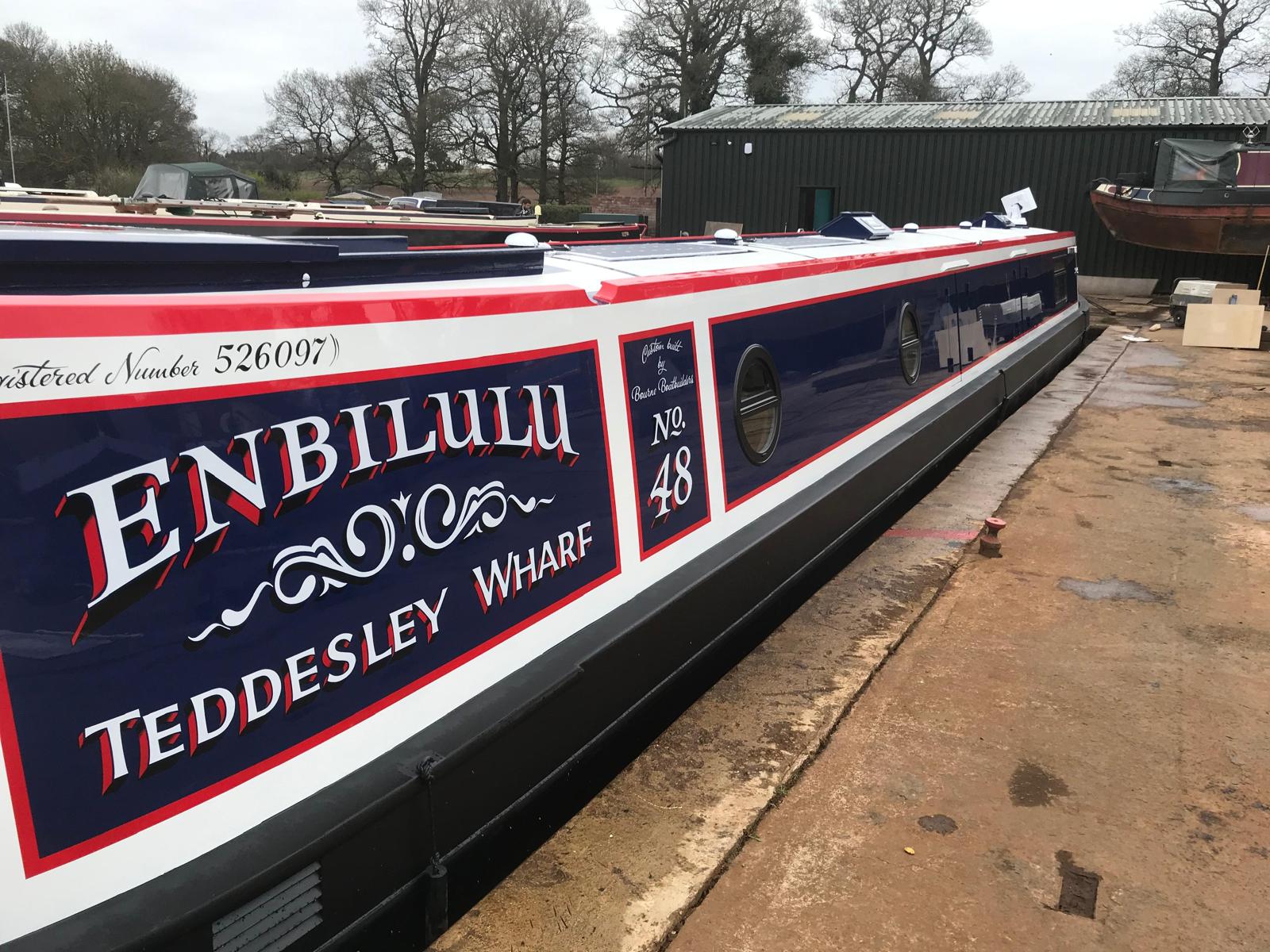 Completed Narrowboat Exterior and Paintwork by Midway Boats Group.